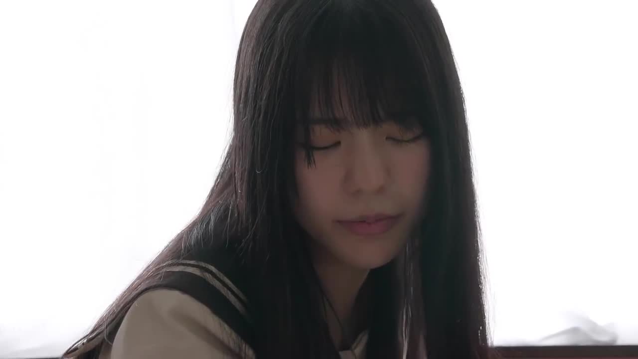 Thầy ơi đừng ngại hãy đụ em đi